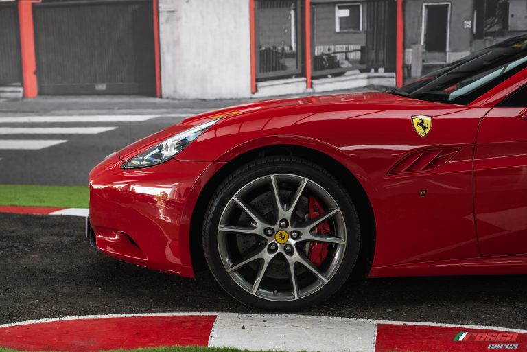Ferrari California (8)