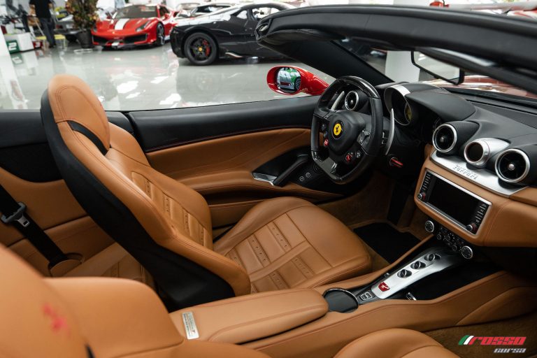 Ferrari California T_Interior (7)