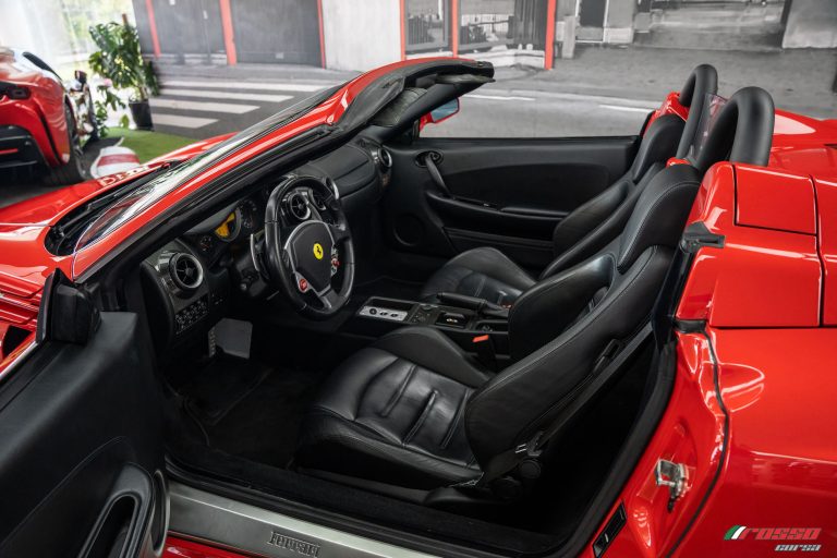 Ferrari F430 Spider_Interior (1)